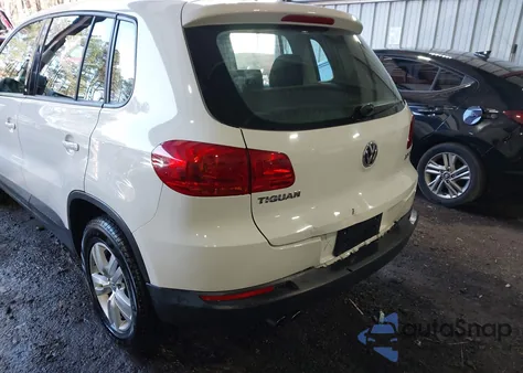 2013 Volkswagen Tiguan S из США, поврежденный, VIN WVGAV3AX3DW566784